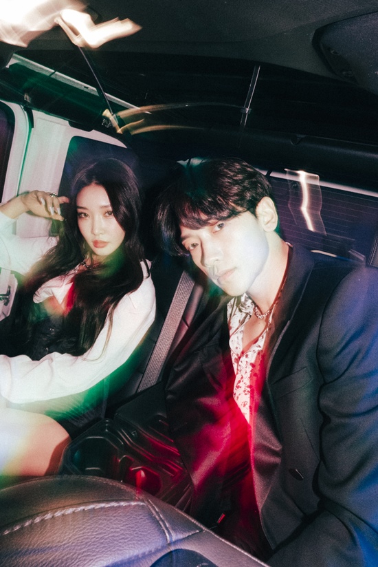 An intense two shot with Singer Rain and Chungha was unveiled.Rain will be playing the title song WHY DONT WE (Feat) with Mini album PIECES by RAIN with Chungha through official SNS on the 24th.Chungha)s third teaser image was posted.The teaser image shows two shots of rain and Chungha looking at the camera intensely in the car.The two are leaning on their chairs and attracting attention with their charismatic appearance.Especially, the two of them are blowing out an aura that can not be tolerated like South Koreas solo singer, and the red color lighting feeling that is hanging around the place makes the two people more dreamy atmosphere, raising expectations for new songs.The fact that it is already the meeting of the best dance dream in South Korea is a new song WHY DONT WE (Feat) that focuses not only on music fans but also on the attention of the people concerned.Chungha) recently premiered highlight choreography and sound recordings through the Tiktok Challenge, giving fans pleasure.Rains Mini album PIECES by RAIN title song WHY DONT WE (Feat).Chungha) is a song that shows the drama of 2021 Music by combining progressive house and R & B topline.The house-based Glitch-style synthesizer sound from the chorus from the performance of the staccato technique using the string of the intro to the chorus contains a wide musical spectrum from classical to electro music.Meanwhile, Rains Mini album PIECES by RAIN will be released simultaneously on March 3 at 6 pm - offline.Photo: Rain Company, Surbream Artist Agency