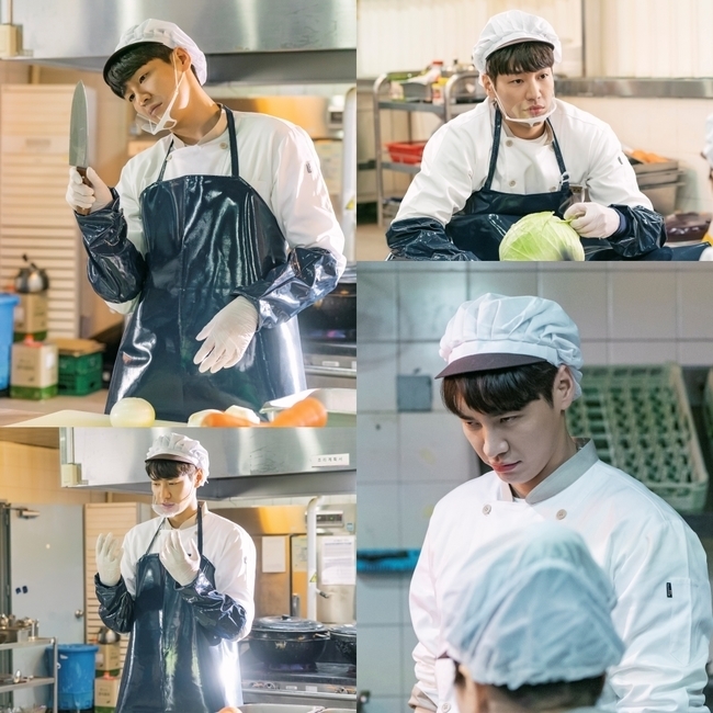 Kim Young-kwangs vegetable grooming has been spottedKBS 2TV drama Hello?Its me! (playplayed by Yoo Song-i/director Lee Hyun-seok) released a video on February 25 showing Kim Young-kwang, who plays the role of Han Yo Hyo in the play, grooming the lavish vegetables prepared for Kitchen with an unusual knife skill.In the open photo, Yo Hyon is faithful to his role as Cook by stirring the soup in a large pot with a ladle, and he can not hide his mouth full of dissatisfaction with the reality that was significantly different from the chaebols second life at Michelen restaurant until recently.However, for a while, Yo Hyon is expected to quickly groom the mountainous vegetables in front of him at the speed of light, and to show his appearance as a certificate rich man who owns more than 80 certificates including Korean cooks, and to catch the eye by opening a new vegetable.In the last broadcast, Yo Hyun got a job at Joa Confectionery Kitchen with the help of his cousin Doyun (Ji Seung-hyun), and then he was caught by Han (Yoon Ju-sang) and once again caught his fathers back.Even if he can not pay 1.8 billion won, Yo Hyun, who accepted the proposal that he would not only cancel the debt if he worked for 100 days at Joa Confectionery Kitchen but also make it possible to do what he wanted, can not take off his cook clothes to win his bet with his father.Indeed, it raises curiosity about how long the patience of Yo Hyun will continue.