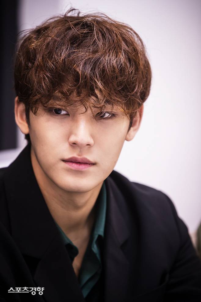 그룹 세븐틴 멤버 민규가 서울 강남구 청담동 플레디스 연습실에서 ‘스포츠경향’과 인터뷰하고 있다. 이선명 기자 57km@kyunghyang.com