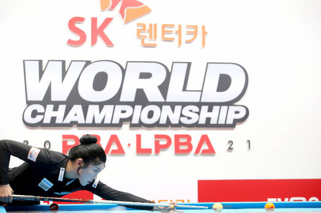 PBA 투어 왕중왕전에서 3연승으로 8강에 진출한 김가영. PBA