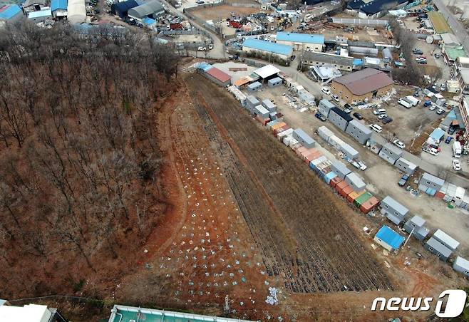 LH 직원들이 사들인 경기도 시흥시 무지내동 소재 농지 일대의 모습. 2021.3.4/ 사진= 뉴스1