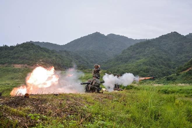 KM67 90mm 무반동총에서 사용되는 대전차고폭탄의 관통력은 305mm 정도로 구형전차는 어느 정도 상대가 가능하지만 최신 전차에는 역부족이라는 평가를 받고 있다. 사진=국방부