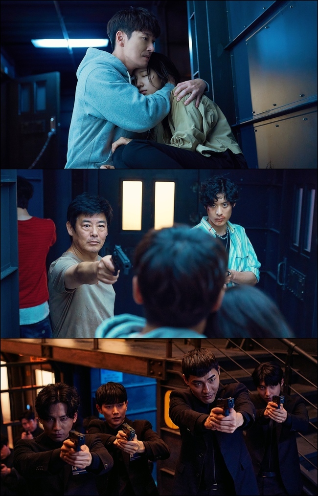 Jo Seung-woo and Park Shin-hye are put in DDanger in Slope.The 9th ending of JTBCs 10th anniversary special project Sijips: the Myth (playplayed by Lee Jae-in, Jeon Chan-ho/director Jin Hyuk) was decorated by Han Tae-sul (Jo Seung-woo), who came to rescue Kang Xu Haiqiao (Park Shin-hye) who was captured by the Financial Crimes Enforcement Network Bureau. ...The appearance of Taesul walking toward the hospital without hesitation showed that his feelings toward Xu Haiqiao, One and One, deepened.The Financial Crimes Enforcement Network, which persistently pursued Taesul and Xu Haiqiao, eventually succeeded in bringing Xu Haiqiao to the interrogation room.It was the result of the achievement of the gap left alone in the amusement park, and the gun shot by Jung Hyun-ki (Goyun), who was blinded by vengeance, was the final blow.So Tae-sul recalled the moment he was caught by the Financial Crimes Enforcement Network once before, using his whole sense, and found that their home was a hospital of love under Quantum and Time.Immediately, Sun (Chae Jong-hyeop) infiltrated the Financial Crimes Enforcement Network Bureaus server room and took control of the server with USB given by Tae-Sul.It was the moment a wrathful dizzy pointed a gun at Xu Haiqiao.Mission clear as long as the server is down and the tactics that have entered the enemy are escaped from Xu Haiqiao in it.The situation seems to be inconsequential when we see the still cut that was pre-released before the main broadcast on the 18th.The face of Taesul, who embraced Xu Haiqiao, who lost his mind, is pathetic, and even the terrible Financial Crimes Enforcement Network agents are blocking them by adding Dr. AsiaMart (Seong Dong-il) and his favorite (Jung Ha-jun) and Sunjae (Lee Myung-ro) brothers.Since the last report of Xu Haiqiao caught the doctor and his party in the Financial Crimes Enforcement Network Bureau, their Danger toward Taesul and Xu Haiqiao is at its peak.Even if you leave the Financial Crimes Enforcement Network, there are real problems to solve.Xu Haiqiao, who was trapped in the interrogation room, had to endure intense interrogation.Thats the FOS injection, which will go away forever in an atomic state, with the terrible pain of decomposing proteins in the body if hit only three times.Sadly, Xu Haiqiao was hit twice by Hwang Hyun-seung (Choi Jung-woo), head of the Financial Crimes Enforcement Network Bureau, and the last remaining shot by Hyun-ki.All of her proteins were disintegrating, and the body of the constantly blinking Xu Haiqiao was telling her that she had little time to allow.