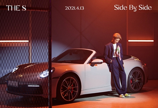 Group Seventeen member Xu Minghao announced the release of the third Solo digital single.On the 8th, Pledice Entertainment released a single teaser image with the news of Xu Minghaos third Solo digital single Side By Side on the official SNS channel of Seventeen.Xu Minghao in the released Teaser image was leaning on a car in an emotional atmosphere and shaking his head, stimulating the curiosity of viewers.Xu Minghaos digital single Side By Side is a single released in about a year after the China single Falling Down, and will be released in two versions of Korean and Chinese.Xu Minghao will release Side By Side through various music sites at 6 pm on April 13th.
