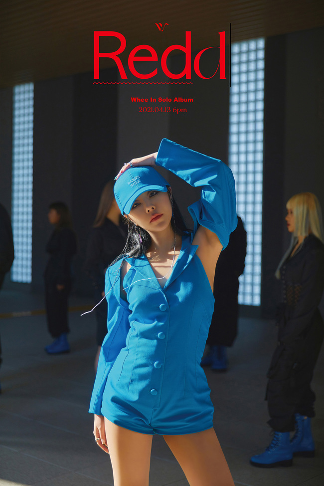 MAMAMOO Wheein is raising the solo comeback fever.Wheein released the concept photo of the first Mini album Redd (Red), which will be released on April 13 through MAMAMOO official SNS on April 10.In the photo, Wheein showed her charm in a blue cap cap and jump suit.Especially, people who are dark and expressionless behind Wheein are looking at different places, which further stimulates the curiosity about Wheeins first mini album Redd.As such, Wheein has been receiving a hot response by releasing four concept photos containing the dissenting visual transform of his first solo mini album Redd, as well as various contents such as track list, teaser video, and highlight medley.Wheeins first mini album Redd means to clean up and to remove the false tastes and styles attached to my body and mind and to show myself who I really want.