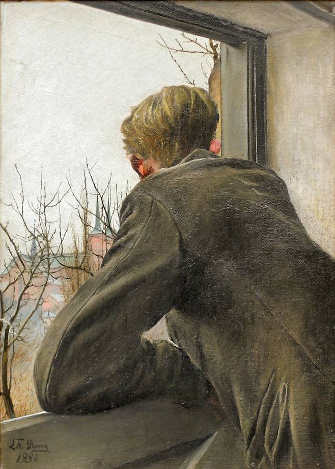 덴마크 화가 라우릿스 안데르센 링 (1854–1933)의 유화 '창밖을 보는 아들 올레', 덴마크 란더스미술관.© 뉴스1