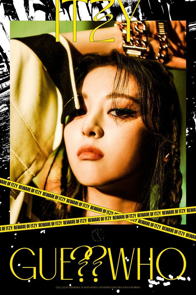 ITZY (ITZY) Yuna showed off its unique concept absorption power.JYP Entertainment (hereinafter referred to as JYP) is opening five members personal Teaser Contents in turn on its official SNS channel ahead of ITZYs new mini album GUESS WHO (after Gess).On the 23rd, the youngest of the midnight Yuna released photos and videos of NIGHT (Night) version of Teaser, and at noon on the same day, released DAY (Day) version Content, raising expectations for a comeback to the fullest.Yuna showed off her watery visuals, perfecting two conflicting concepts.In the NIGHT version photo, I tried to make a point makeup that showed a sense of hair and color, and stared at the camera with a charismatic expression.In Video Teaser, he produced a vicious mood, stretching or looking playful smiles.In the DAY version of the photo, it was admired with a more brilliant visual than a sparkling bead decoration.It is chic, but it has a lot of high-temperature sensibility, revealing the true value of the youngest idol idol who knows the taste of fans properly.In Video Teaser, it gave an intense eye-catching that could not be taken out for a moment.Yuna is loved by global K-pop fans by effectively expressing the teams high-teen image with its big height, clear features, and unique cool smile.He will continue his career as an icon of the MZ generation (the Millennial generation born in the early 1980s and early 2000s and the Z generation born in the mid 1990s and early 2000s), boasting the upgraded Bertolf Lentink charm on his new album.