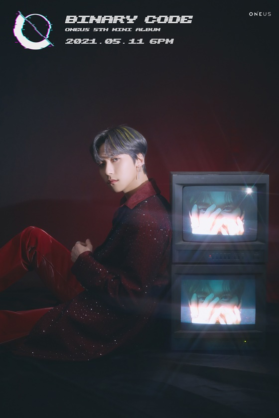 RBW, a member of the company, released Suggest us personal concept photo and video of the members fifth mini album BINARY CODE through the official SNS channel of Remote control on the 30th of last month.In the concept photo, Suggest us in the TV and Suggest us sitting on the TV appear and attract attention.Suggest us in the picture boasting the perfect features is a hint of the new album and suggests another me, which stimulates the curiosity of fans.The title song is BLACK MIRROR, which is a song made by comparing the reality of being trapped in TV, smartphone, and computer, which are essential items of modern people. It will show a new image of Remote control that discovered another world without filtration.Remote control has been building its own identity with its unique concept and story performance.As each album has its own record and shows global growth, K-pop fans around the world are paying attention to whether it will be able to achieve career high once again through this album.Remote Control will release the fifth Mini album BINARY CODE at 6 pm on the 11th.