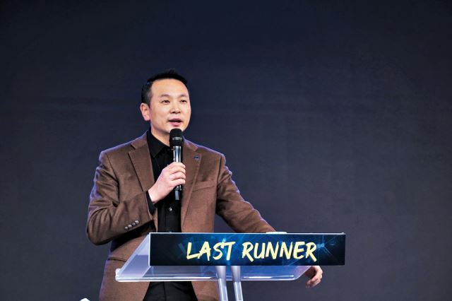 박호종 더크로스처치 목사가 지난 2월 서울 서초구 교회에서 열린 ‘라스트러너 온라인 콘퍼런스’에서 메시지를 전하고 있다.