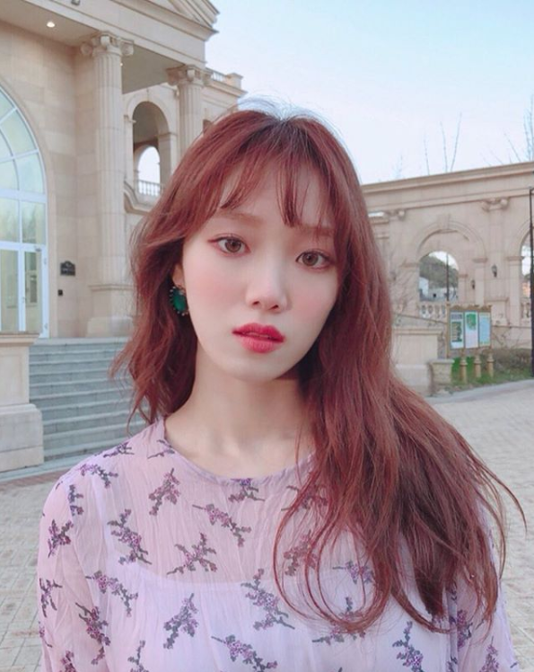 출처: 이성경 인스타그램