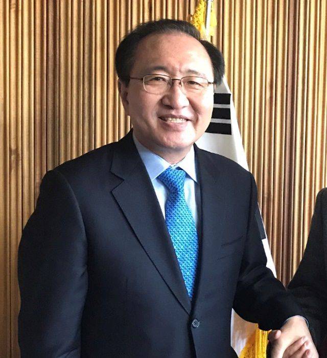 출처: 노회찬 정의당 원내대표 트위터