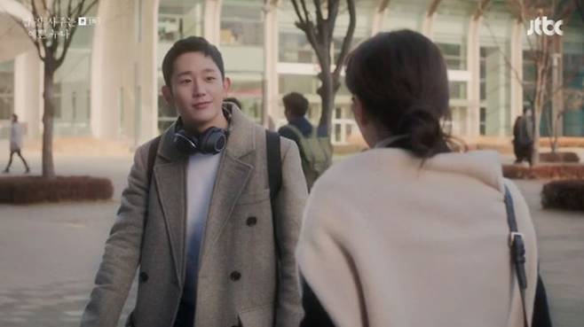 출처: JTBC ‘밥 잘 사주는 예쁜 누나’ 캡처