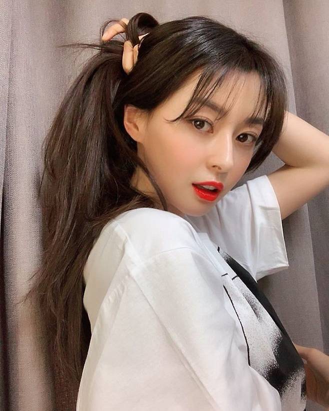 출처: 권나라 인스타그램