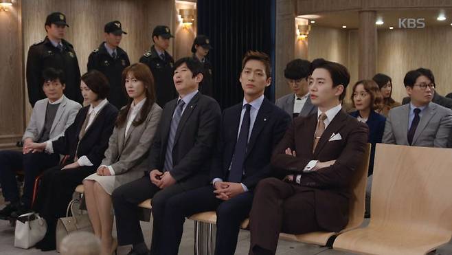 출처: KBS2 드라마 <김과장> 방송캡쳐
