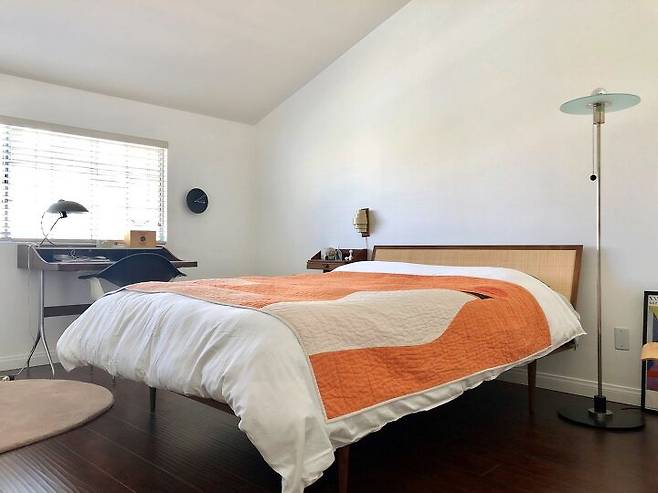 출처: <침대><블랭킷><벽시계> 등 제품정보 모아보기(▲이미지클릭)