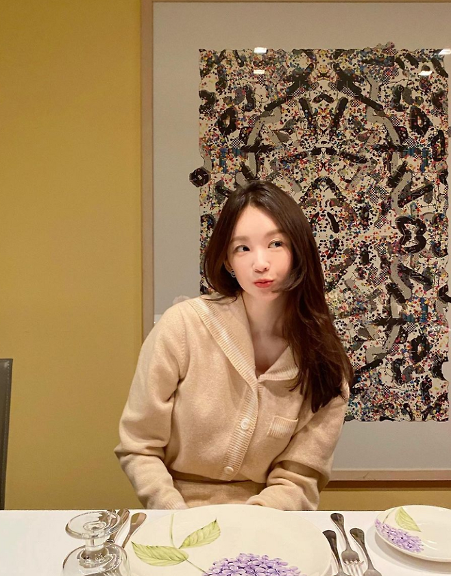 출처: 강민경 인스타그램