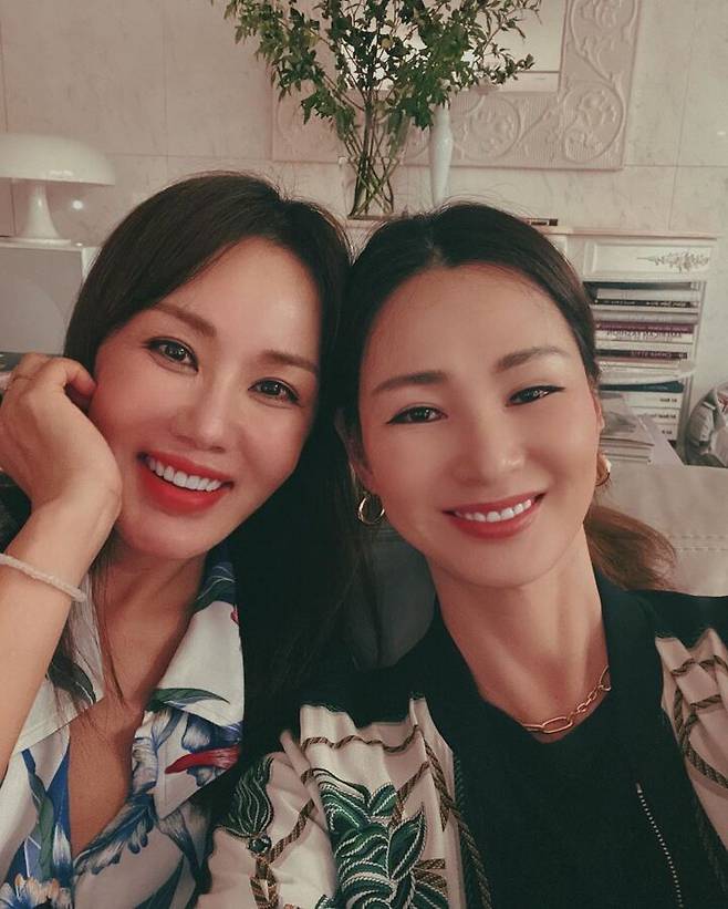 출처: 엄정화 인스타그램