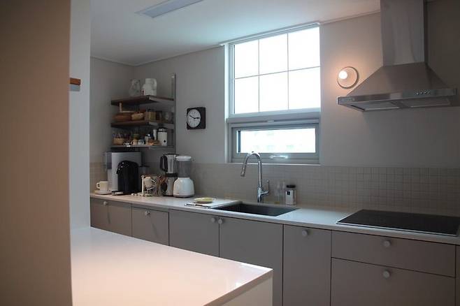 출처: 오늘의집 온라인 집들이 보러가기 (▲ 이미지 클릭)