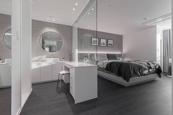 출처: 오늘의집 온라인 집들이 보러가기 (▲이미지 클릭)