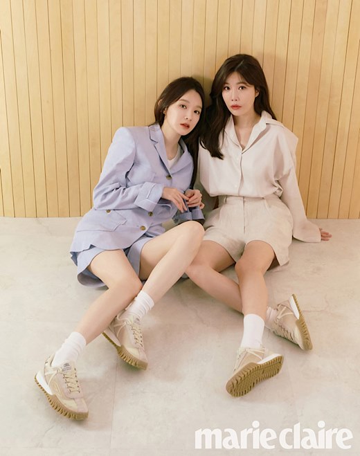 Group Davichi boasted Perfect Match ChemieMagazine Marie Claire released a further cut of Davichis fashion picture on the 27th.Davichi, who has been evaluated as making everyday pictures with his unusual fashion sense and superior ratio, showed a neat and luxurious city look in a short suit in this picture.He then matched White short pants, Yellowpages.com shirts, Yellowpages.com pants and White T-shirts to complete Hwasas yet clean Davichis sensual daily look.The two people who usually show off their own sisters and more, and show Tikitaka, are praised by the staffs who are a photographer and 14 years of breathing are not just coming out as the camera returns, with a variety of looks with a cut, delicate eyes and amazing expressive power.Meanwhile, Davichi released a new song Just hug me last April.