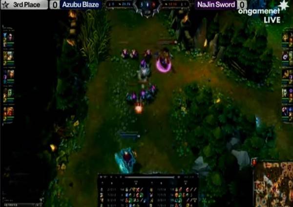 탑을 밀고 있는 막눈의 니달리, 사진=OGN 영상 캡처