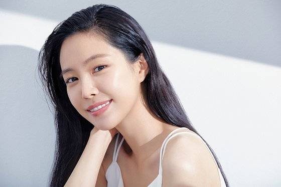 손나은