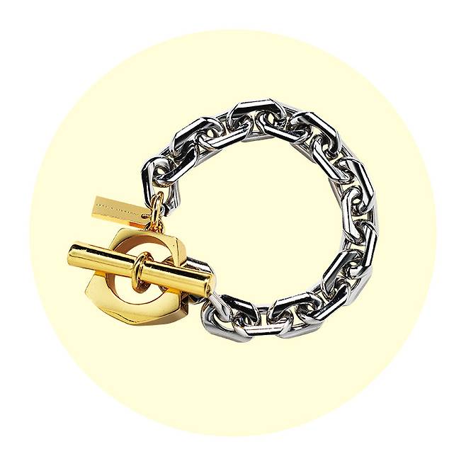 팔찌 23만8천원 포트레이트 리포트.