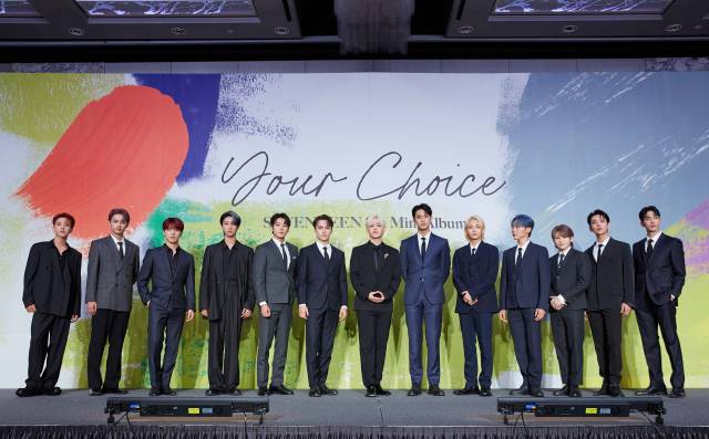 그룹 세븐틴(에스쿱스, 정한, 조슈아, 준, 호시, 원우, 우지, 디에잇, 민규, 도겸, 승관, 버논, 디노)이 18일 8번째 미니 앨범 'Your Choice' 발매 기념 기자간담회에 참석했다. / 사진=플레디스엔터테인먼트 제공