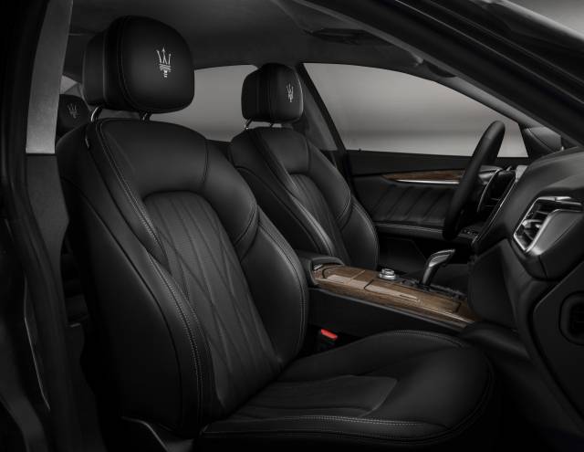 마세라티 기블리 SQ4 차내 모습/사진 제공=마세라티