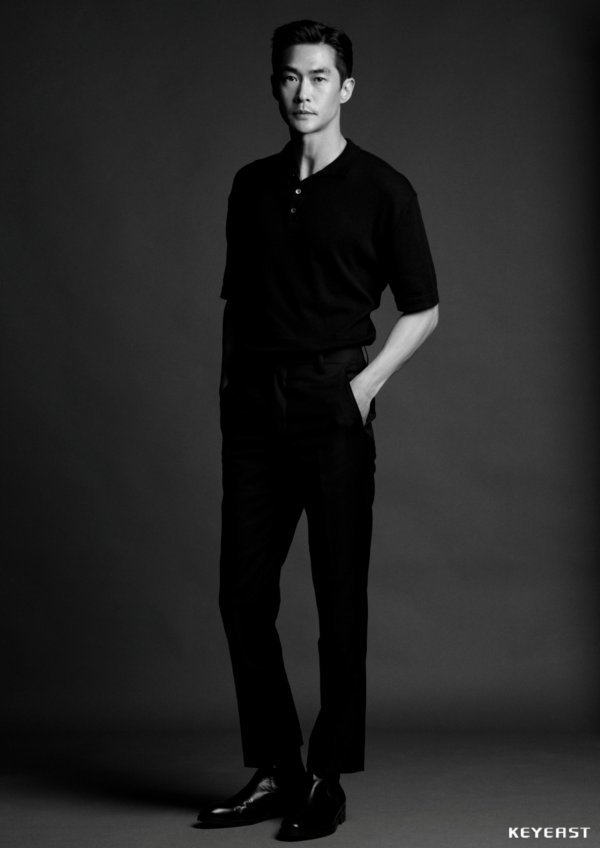 Actor Bae Jin-nam has emanated a unique sexy look: a new Profile with a neat, modern style.In the photo, Bae Jin-nam shows the charm of fashion pictorial with a unique sensational atmosphere and a stylish pose that is unique to the style icon while digesting black and white fashion with perfect fit.Here, the dark features and chic eyes, which are more clearly expressed in the black and white upper body cuts, make the sophisticated sexy of the unique.Bae Jin-nam has secured his position as an actor by expanding the Acting spectrum with various characters such as the films Mr. Ju: Missing VIP, Okay Madame, and the drama Mr. Sunshine.In particular, in the musical film Hero, which is about to be released, it will challenge the first North Korean dialect Acting as an independent activist, Jo Do-sun.Bae Jin-nam, who has been active in entertainment as well as Acting, has recently gained popularity among the public by showing excellent fashion sense and artistic sense at the same time through tvN Devil Wears Jung Nam-i 2.As such, we are looking forward to the performance of Bae Jin-nam, who unveils the new Profile and predicts a wide range of activities from Acting to Entertainment.