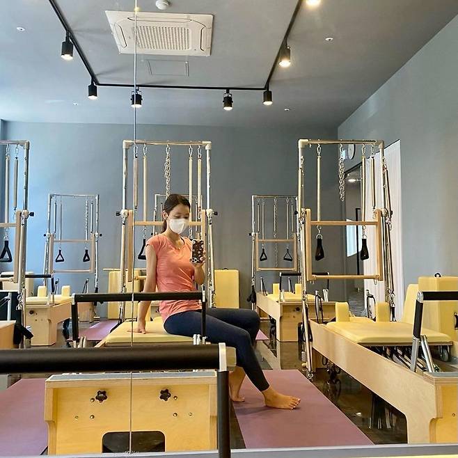 Actor Choi Ja-hye has reported on her recent situation.Choi Ja-hye told the Personal Instagram on July 15, Thanks to Exercise, I have kept my weight running so that I do not increase my weight.I do not have a taste when it is hot. In the open photo, Choi Ja-hye is wearing an Exercise suit and taking a mirror selfie, which is admiring her self-management with Exercise.The way I was worried about catching my appetite has brought empathy.Meanwhile, Choi Ja-hye made his debut as MBC 30th Bond Talent in 2001.Last year, he appeared in TVN drama Sanhu Cooking Center as Jeon Yurim.