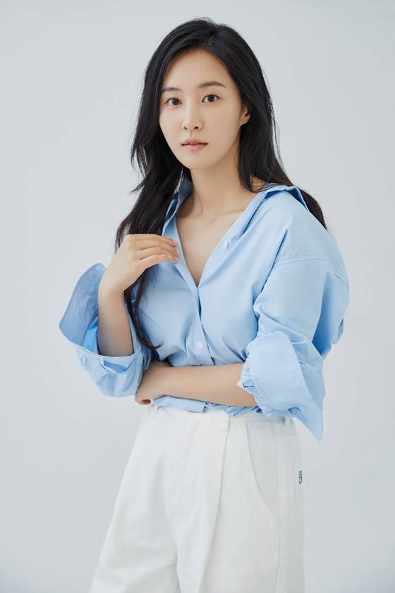 권유리는 '보쌈' 속 수경을 거울 삼아 자기 자신을 되돌아봤다고 떠올렸다. 제공|SM엔터테인먼트