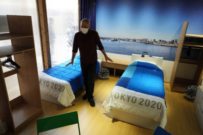 2명이 투숙하는 도쿄올림픽 선수촌 객실. 침대는 골판지로 제작됐다. (사진=연합뉴스)