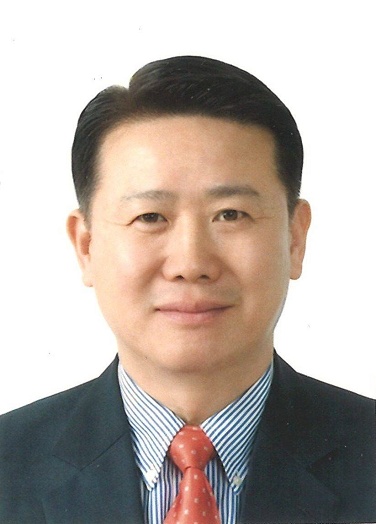 문무대왕함 함장을 지낸 김진형 예비역 해군 제독(소장)