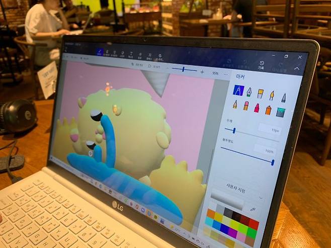 이 작가의 작업 화면 (사진=공예은 기자)