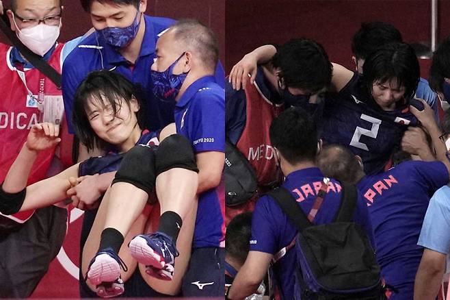 일본 배구선수 코가 사리나가 부상을 입었지만, 경기장 내에 들것이 들어오지 않아 코치가 손으로 선수를 옮기고 있다. 해당 SNS·일본 매체 'sponichi' 캡처