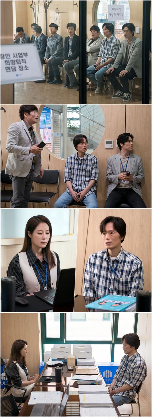 Can Jung Jae-young survive safely without being crazy?MBC tree mini series Not Crazy (playplayplay by Jung Do-yoon, director Choi Jung-in, and production Aiwill Media) released a bloody Scenery of the creative division, which was blown by the previous-class reduction of Labor Carl Breeze.The uncomfortable interview with Jung Jae-young and Moon So-ri, who faced the bitter reality of voluntary retirement, adds to the curiosity.In the last broadcast, Choi and Jung Jae-young succeeded in solving the dishwasher defect problem by using the abnormal detection system.However, it was impossible to avoid the disciplinary investigation of the head office, and the sale of the Changin division became unclear.The companys guidance to receive a voluntary retreasurement application from more than five years has further heightened Dangers sense.While Tang Ja-young, who was in the process of issuing the waiting list, predicted his return to the knife, attention is paid to the fate of the Changin business family.In the meantime, family members of the research center, including Choi Ban-seok, Noh Byung-guk (Guidelines) and Pang Su-gon (Park Won-sang), who became the subjects of voluntary retirement, sit side by side at the interview site with disturbed expressions.The funny way they look around with their ears pricked up, and then the unimportant man who runs between Choi and Tang Ja-young seems to predict the future of the two.In the meantime, Choi and Tang have chosen strategic symbiosis to Tapa Danger.Because they were two people who worked together to solve all kinds of problems with the temperament of indomitable winner, the way of Dangjayoung, who has to stand on the side of the company and dance the sword, is not so happy.The company has survived the reduction of labor Carl breeze in the Jinha division and succeeded in switching to software developers at the end of twists and turns in the Changin division.He is curious whether he will survive safely this time.In the 11th episode, which will be broadcast on the 11th (Wednesday), Choi and Tang are at odds with differences in views on voluntary retirement.In particular, the Danger Tapa superpower of Choi Ban-seok will be drawn interestingly. Not without crazy The production team said, The creation of the news of the labor shakes the business division.The superpower of Choi Ban-seok to Tapa the Danger will be interesting, he said. Please watch who will win the bloody office war.The 11th episode of Not Crazy will be broadcast at 9 p.m. on the 11th (Wednesday).