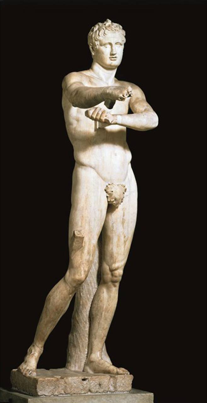 리시포스의 ‘아폭시오메노스’.
