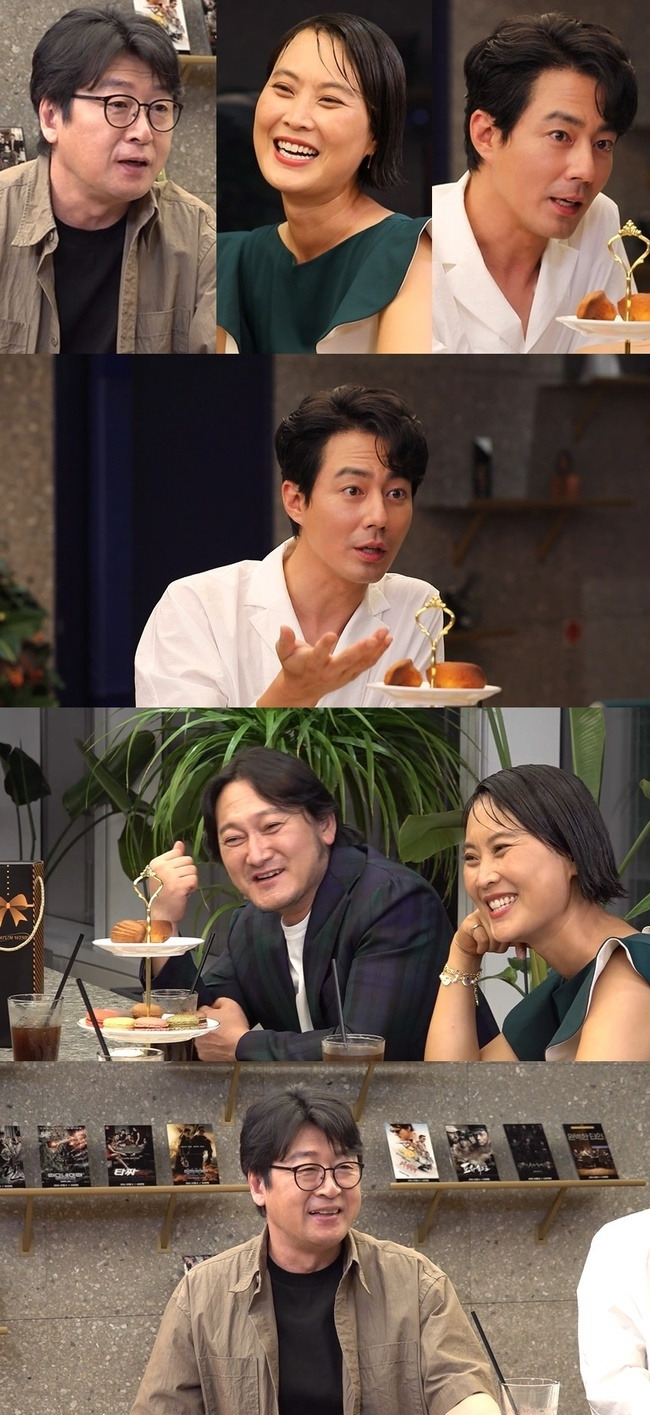 Actor Kim Jae Hwa gets entertainment coaching from Jo In-sungMBC Point of Omniscient Interfere, which is broadcasted on August 7, is a laughing day of the popular new steers Kim Jae Hwa and Kim Yoon-seok, Jo In-sung and Jung Man-sik.Kim Jae Hwa has a special meeting with Kim Yoon-seok, Jo In-sung and Jung Man-sik who have appeared together in the movie and have a strong relationship.These four people show off their extraordinary teamwork by showing off their constant chat instincts.Expectations are added to the smile and the behind-the-scenes story that can not be heard anywhere.In particular, Jo In-sung tells Kim Jae Hwa that he initiates a special entertainment tip that is entertainment senior (?).Jo In-sungs one-on-one coaching is the back door that the scene has become a laughing sea.What is the entertainment tip Kim Jae Hwa has been initiated by Jo In-sung?Jo In-sungs words focus on what the story of everyones bread is.Kim Jae Hwa, meanwhile, says that he will reveal the no-filter routine hidden in luxury acting.Kim Jae Hwas familiar singing ability and laughter with his two sons are expected to give viewers a warm heart.