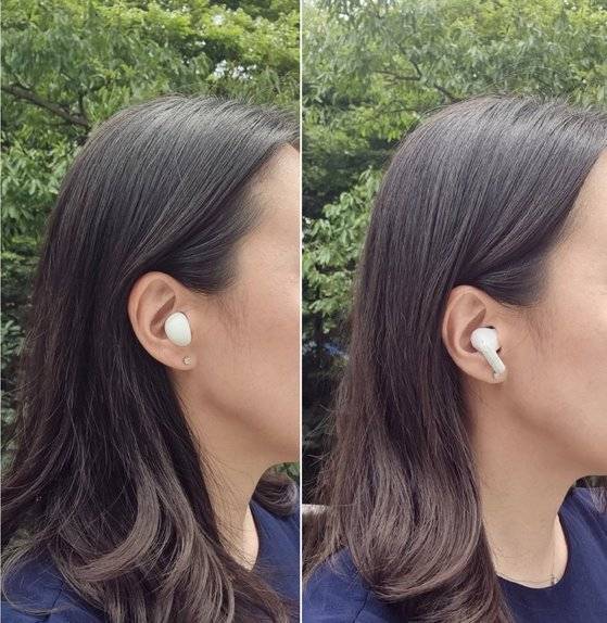 삼성 갤럭시 버즈2 모델(왼쪽)과 LG 톤프리를 각각 착용한 모습. 김경진 기자