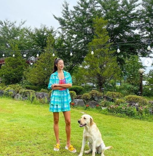 Actor Choi Yeo-jin told her relaxed routine.Choi Yeo-jin posted several photos on his SNS account on the 30th with articles.Our first trip with Noah is better informed about each other and more in love...this is the charm of travel, he said.In the open photo, Choi Yeo-jin poses on a wide-open lawn, standing alongside Pet Noah, giving off a warm vibe.In particular, Choi Yeo-jin showed a small face at a big height and showed off the proportion of luxury goods.Meanwhile, Choi Yeo-jin played the role of Oh Ha-jun (Lee Sang-bo)s half-brother, OHara, in the recently-ending KBS 2TV drama Miss Monte Cristo.She is currently appearing on SBS entertainment program Shooting Girls.