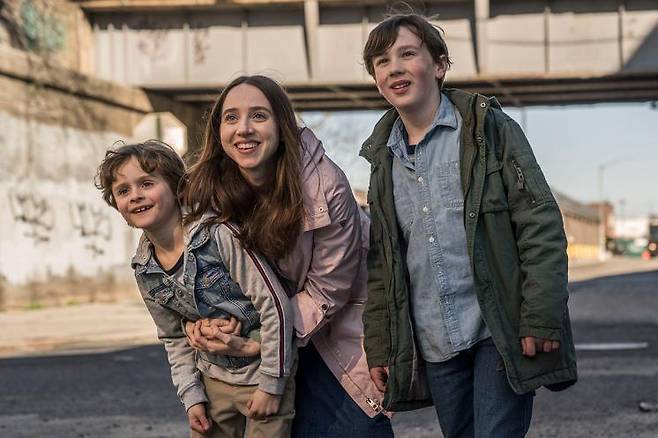 신작 영화 〈타인의 친절〉의 조 카잔.