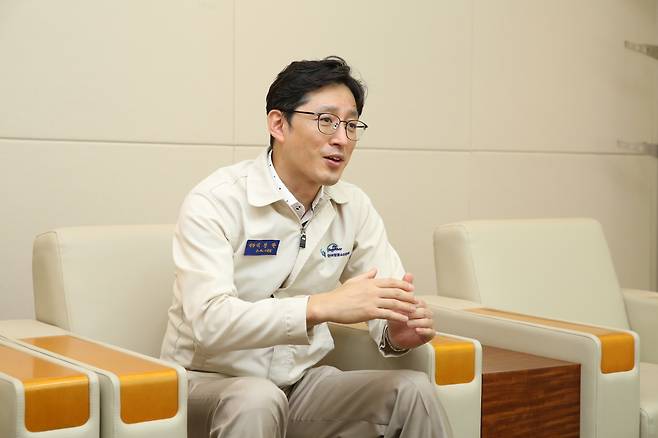 Lee Chang-han, director and head of the space business department at Korea Aerospace Industries, speaks to The Korea Herald at the company’s Seoul office on Sept. 3. (KAI)