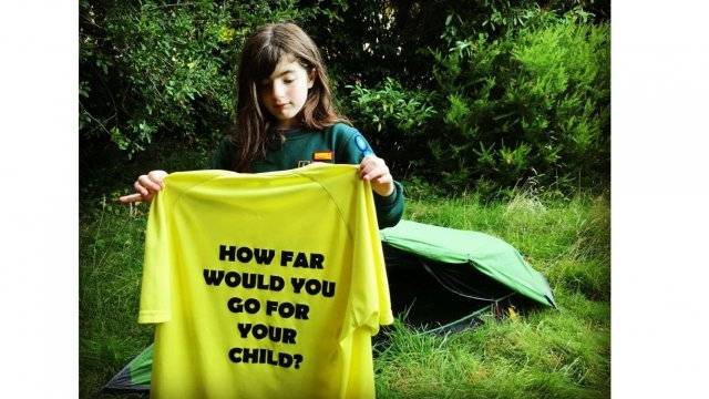 희귀병을 앓고 있는 크리스의 딸 하스티. Hope for Hasti