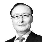 김두식 법무법인 세종 대표변호사·국제통상법센터장