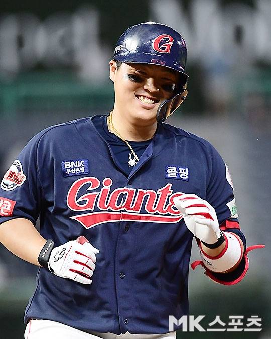 롯데 자이언츠 한동희가 14일 광주 KIA 타이거즈전에서 4타점으로 활약했다. 사진=김영구 기자