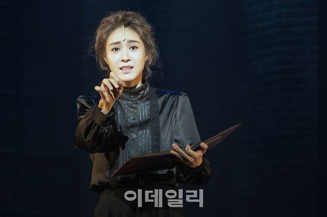 뮤지컬 ‘마리 퀴리’ 공연 장면(사진=라이브)