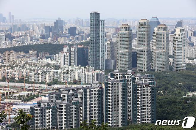 서울 강남구,서초구 일대 아파트 단지의 모습. (사진은 기사 내용과 무관함) / 뉴스1 © News1