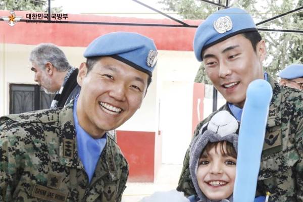 한국은 레바논 등 분쟁 지역에서 평화유지군 활동을 하고 있다.(출처=국방부)