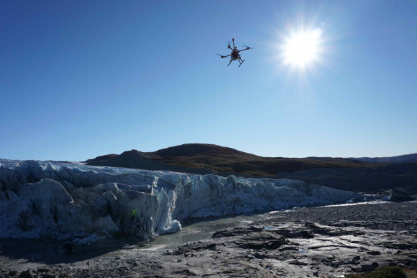 그린란드 러셀빙하를 관측하는 에이엠피가 개발한 소형무인기.[과기정통부 제공]